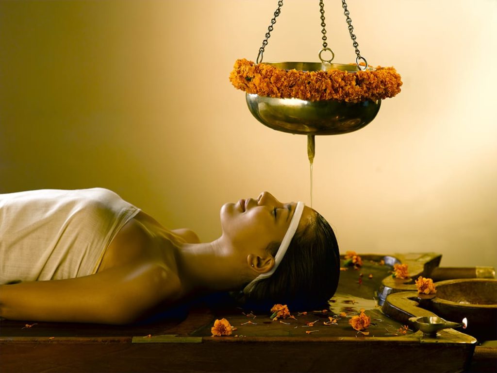 Shirodhara (Forehead Oil Drip)